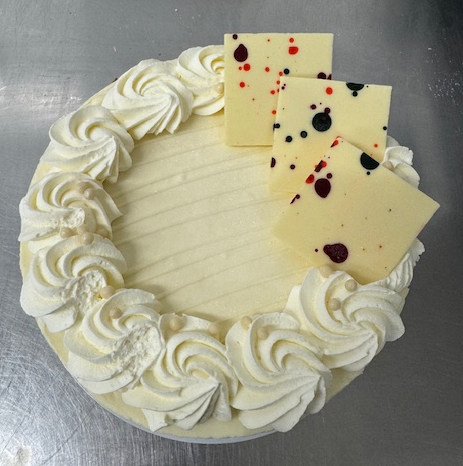 WHITE CHOC TRUFFLE CHEESECAKE